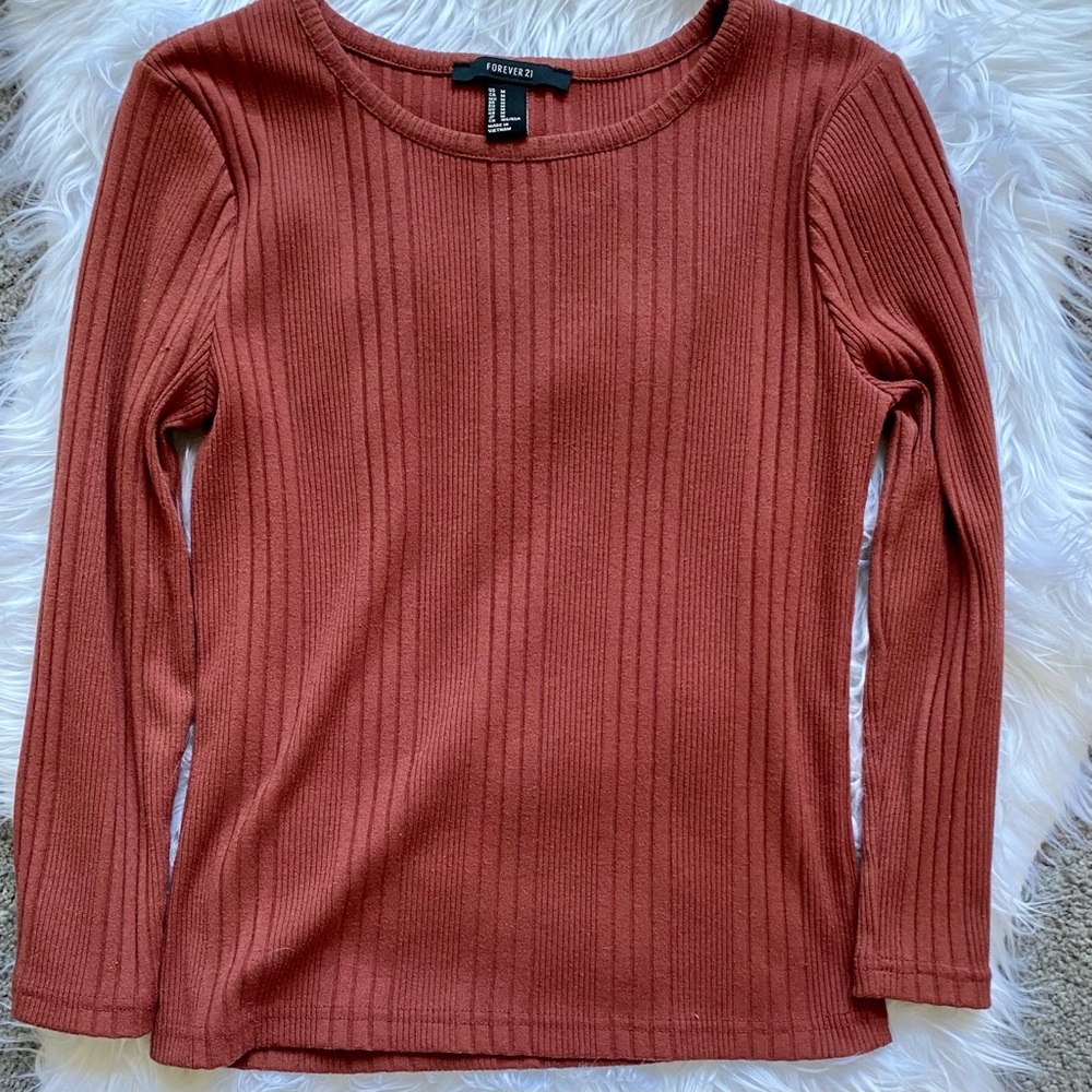 Forever21 scooped neck long sleeve top (M)